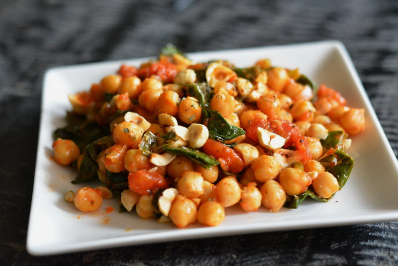 saffron chickpea with hazelnuts