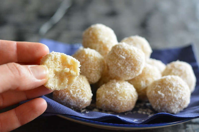 vegan cashew balls