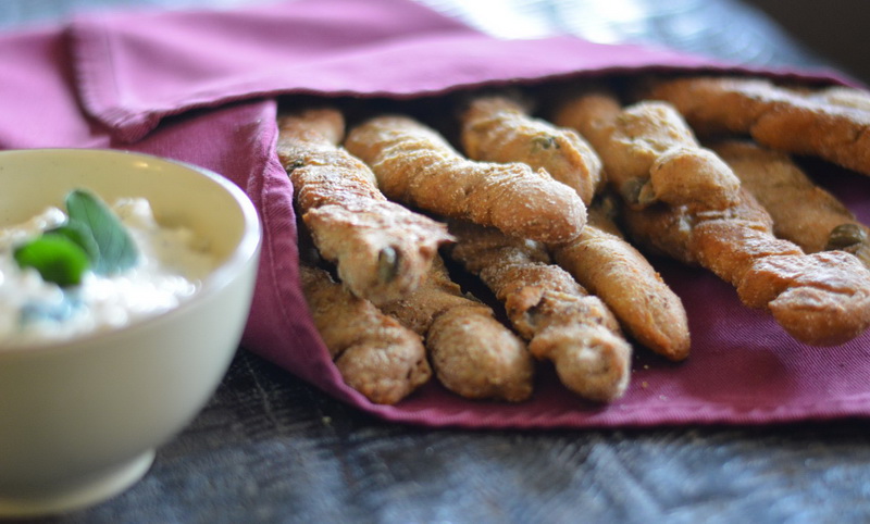 Savory twisters with capers and fresh rosemary (vegan) 