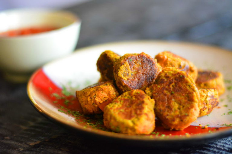 Easy spicy vegan red lentil balls Dancing Unicorns