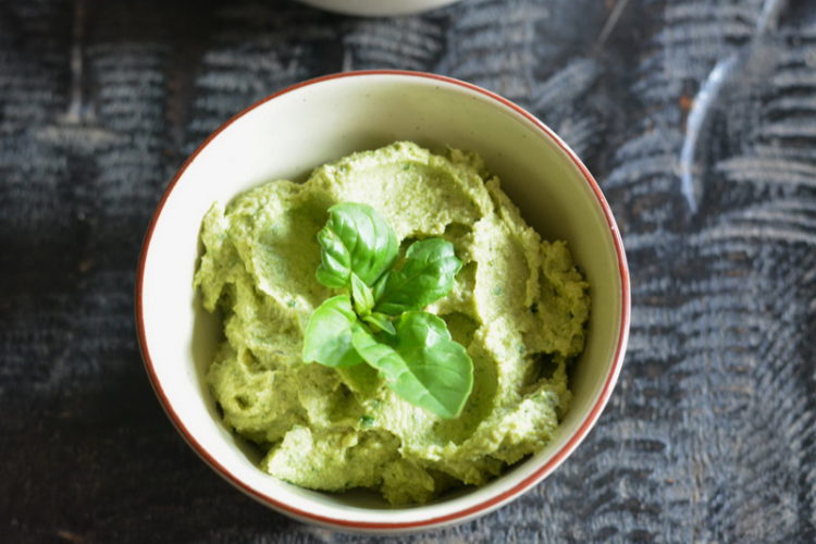 avocado cashew dip